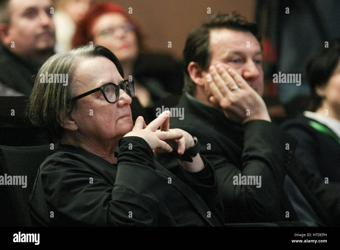 Gdansk, Pologne. 10 mars 2017. Célèbre réalisateur et scénariste polonaise Agnieszka Holland est vu le 10 mars 2017 à Gdansk, Pologne Hollande et Wieckiewicz visitez Centre de la solidarité européenne (ECS) de Gdansk à prendre part à la "de Wajda' festival honorant réalisateur Andrzej Wajda Crédit : Michal Fludra/Alamy Live News Banque D'Images