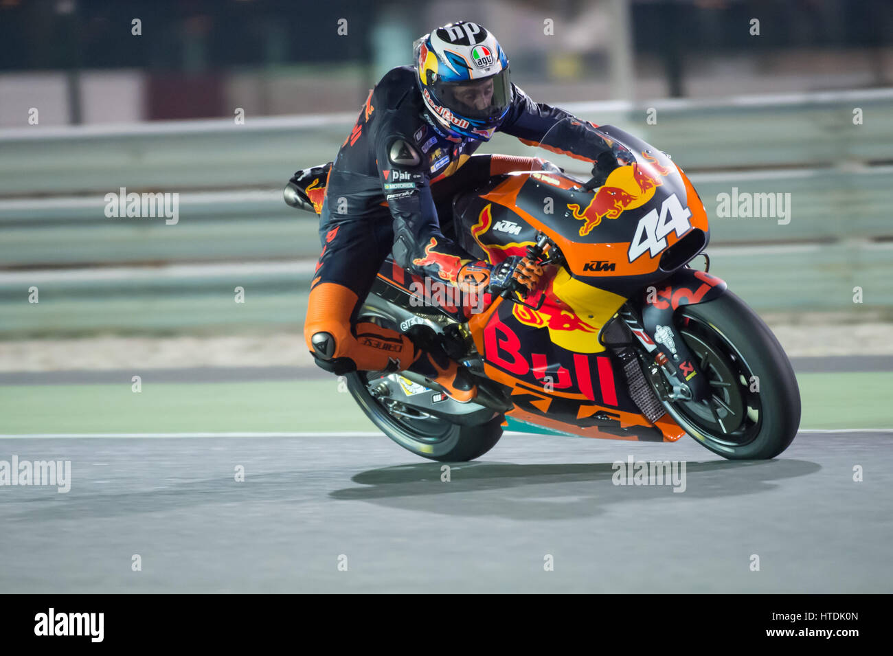 Le circuit de Losail, au Qatar. 10 mars 2017. Pol Espagaro qui tours pour Red Bull KTM sur la voie au cours de la première journée du test MotoGP Qatar winter Crédit : Tom Morgan/Alamy Live News Banque D'Images