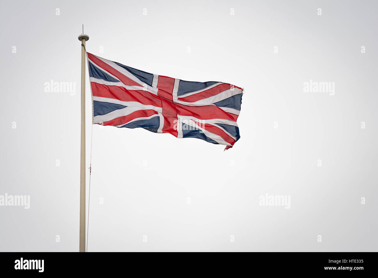 Une union jack flag flying de bâtiment au-dessus de Stormont à Belfast. Banque D'Images