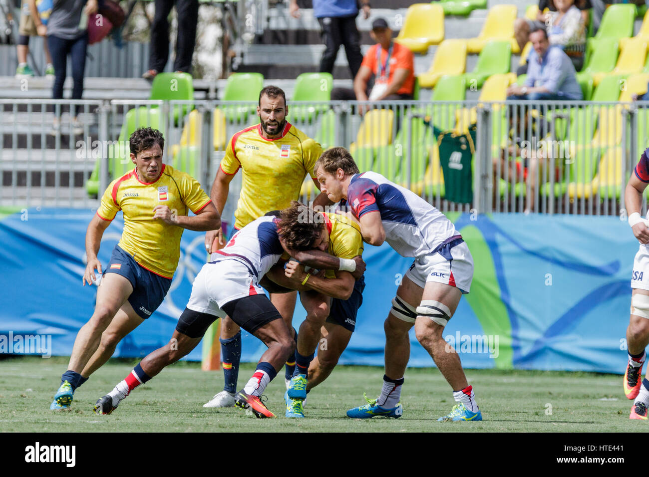 Rio de Janeiro, Brésil. 11 août 2016 USA et l'Espagne participe à la hommes de Rugby à sept au Jeux Olympiques d'été 2016. ©PAUL J. Sutton/PCN Photo Banque D'Images