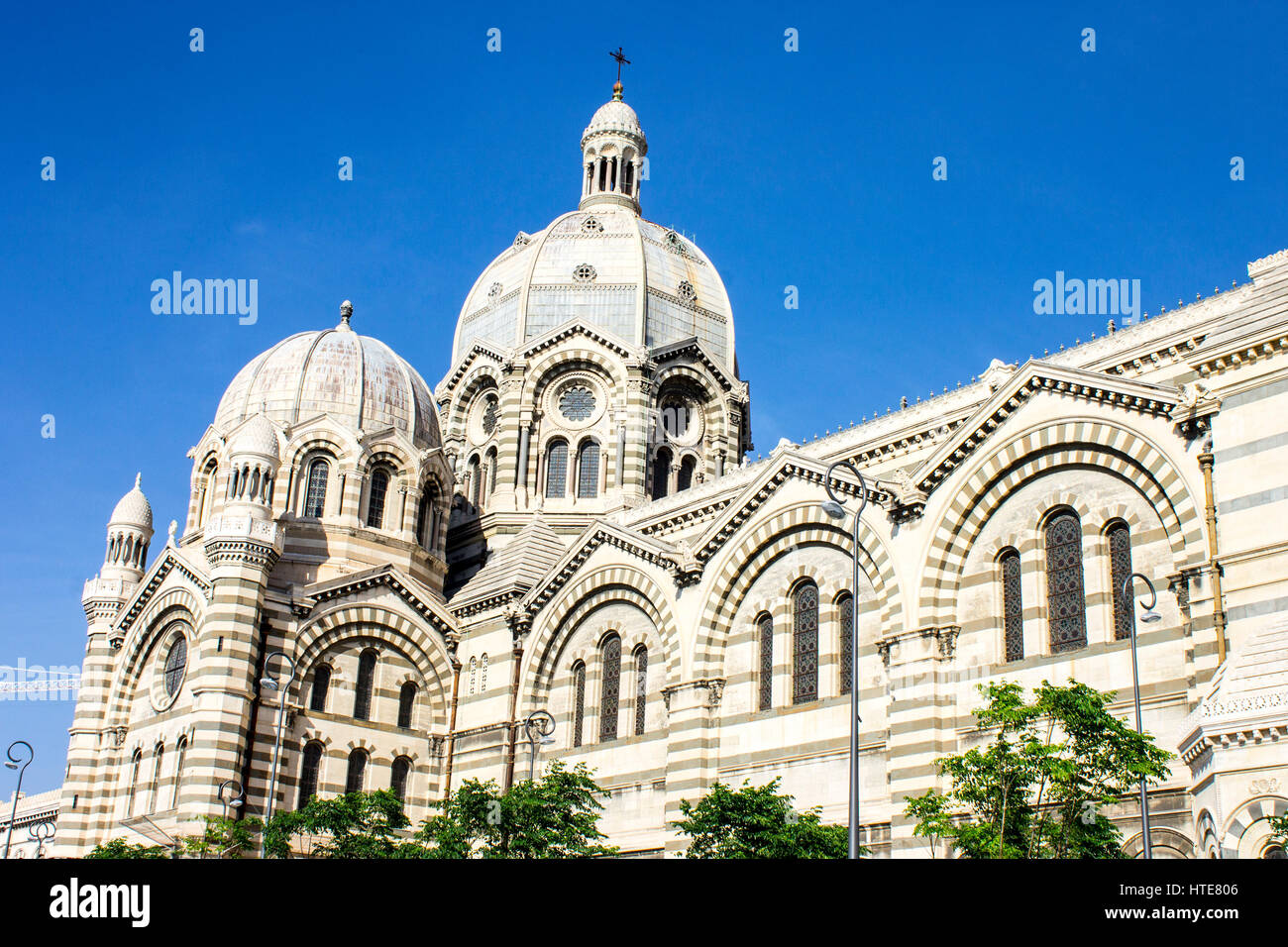 Marseille cathédrale (Cathédrale Sainte-Marie-Majeure ou cathédrale de la major), une cathédrale catholique romaine et un monument national de la France. Banque D'Images