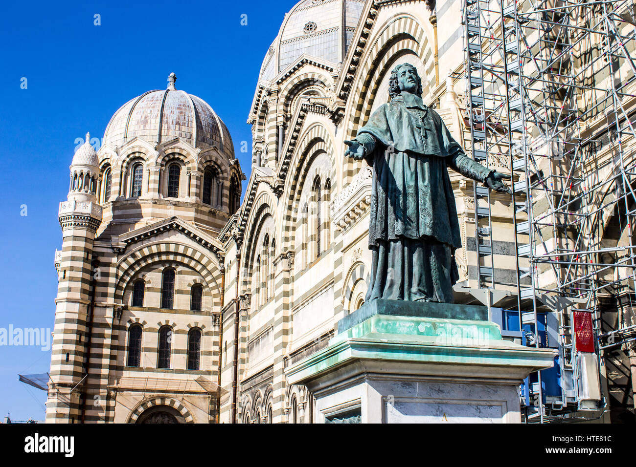 Marseille cathédrale (Cathédrale Sainte-Marie-Majeure ou cathédrale de la major), une cathédrale catholique romaine et un monument national de la France. Banque D'Images