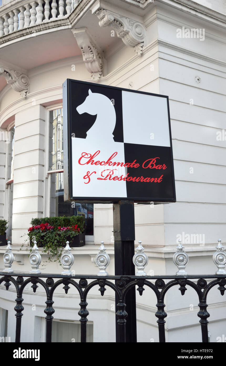 CheckMate bar et restaurant à Cromwell Road SW7, Kensington, London, UK. Banque D'Images