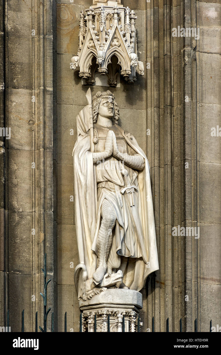 Heiligenfigur, Saint Georges le Dragon Slayer, façade sud, la cathédrale de Cologne, Cologne, Rhénanie du Nord-Westphalie, Allemagne Banque D'Images