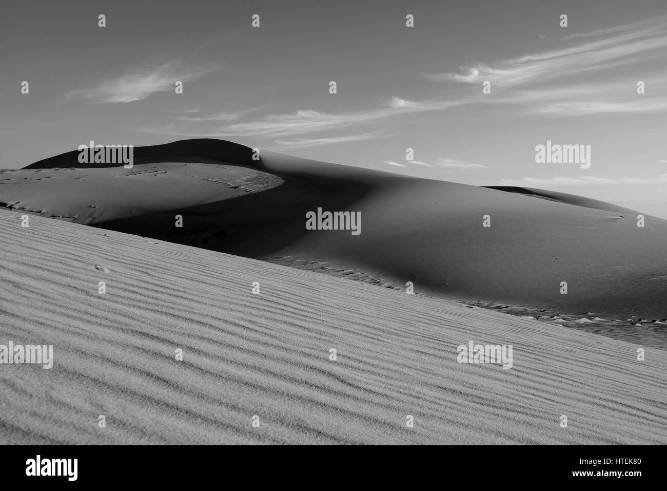 Paysage magnifique pour le Vietnam travel, forme abstraite de Bau Trang colline de sable sous ciel en été, bel endroit pour le tourisme, désert de sable si étonnant Banque D'Images