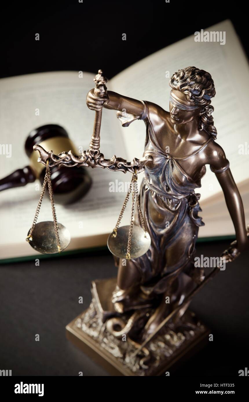 Law concept avec Themis, symbole de la justice. droit justice procureur avocat juridique themis échelle concept de livre Banque D'Images