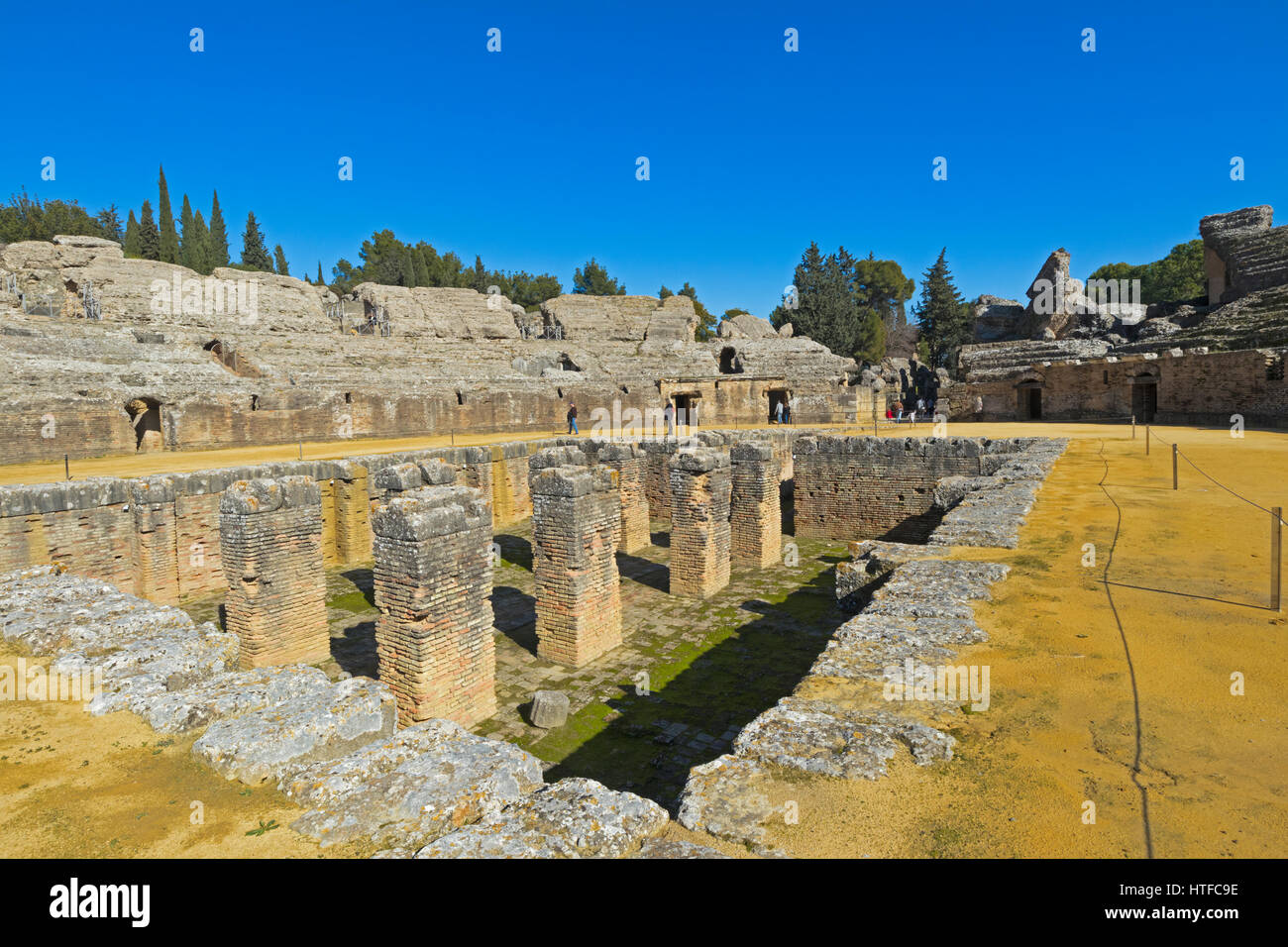 Ville romaine d'Italica, près de Santiponce, Séville, Andalousie, province du sud de l'Espagne. L'amphithéâtre. Banque D'Images