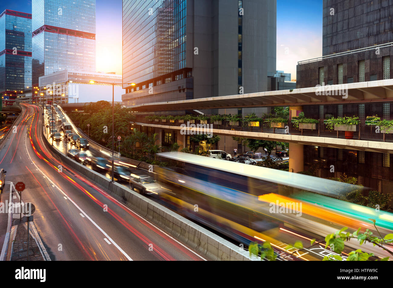 Vue de nuit sur le quartier financier de Hong Kong Banque D'Images