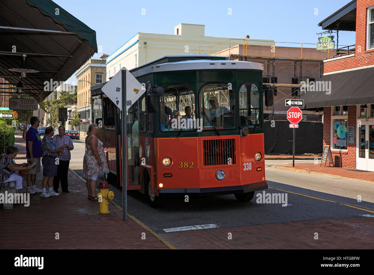 Vue voyant l'autobus à Savannah, Géorgie. Banque D'Images