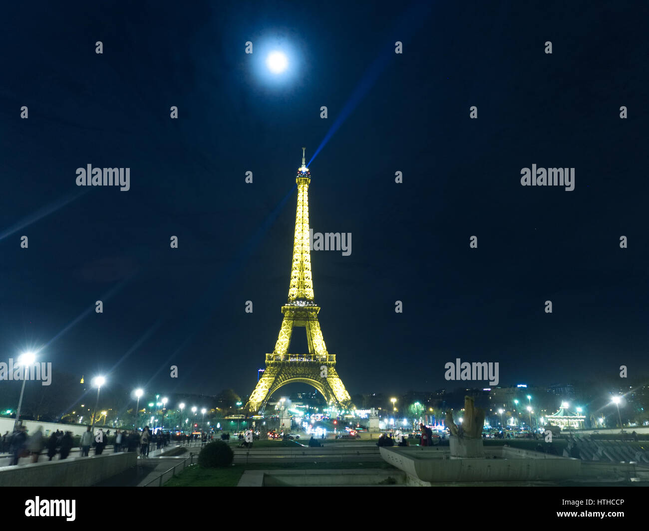 La Tour Eiffel by night Banque D'Images