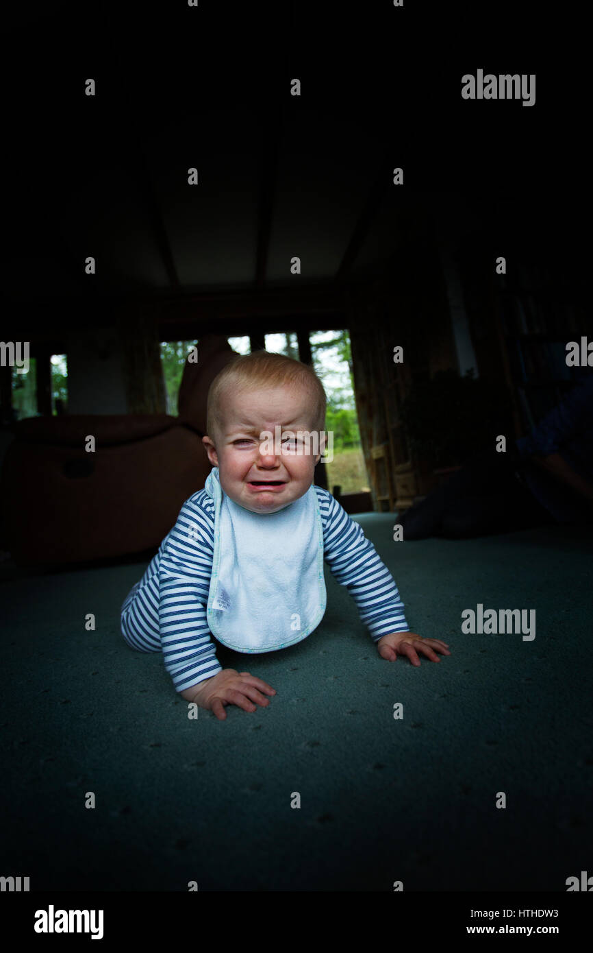 Un bébé qui pleure Banque D'Images
