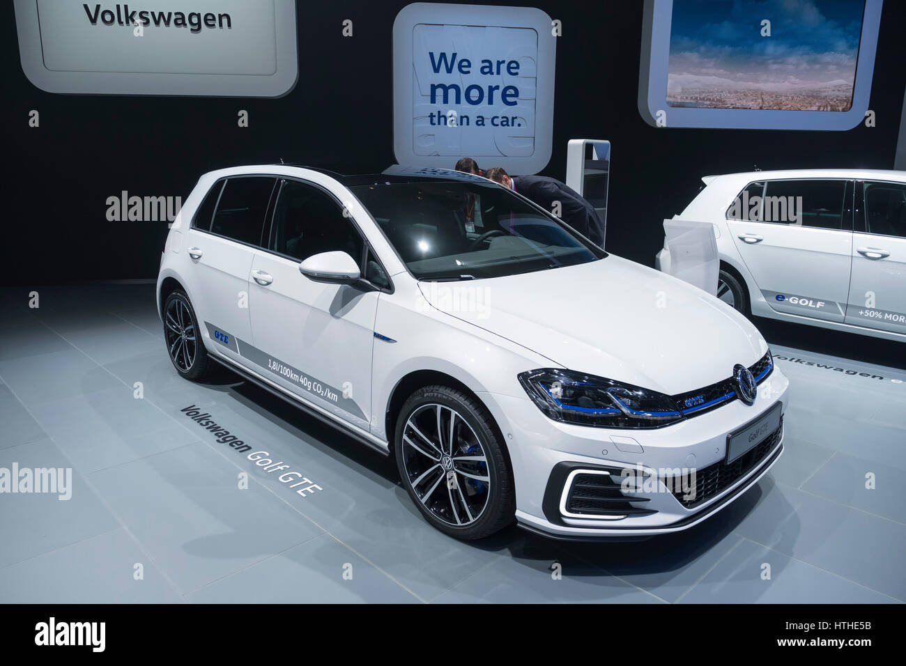 Volkswagen Golf GTE voiture hybride plug-in au 87e Salon International de l'Automobile à Genève Suisse 2017 Banque D'Images