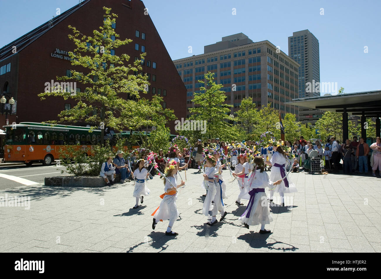 Danseurs sur la Rose Kennedy Greenway à Boston, Massachusetts Banque D'Images