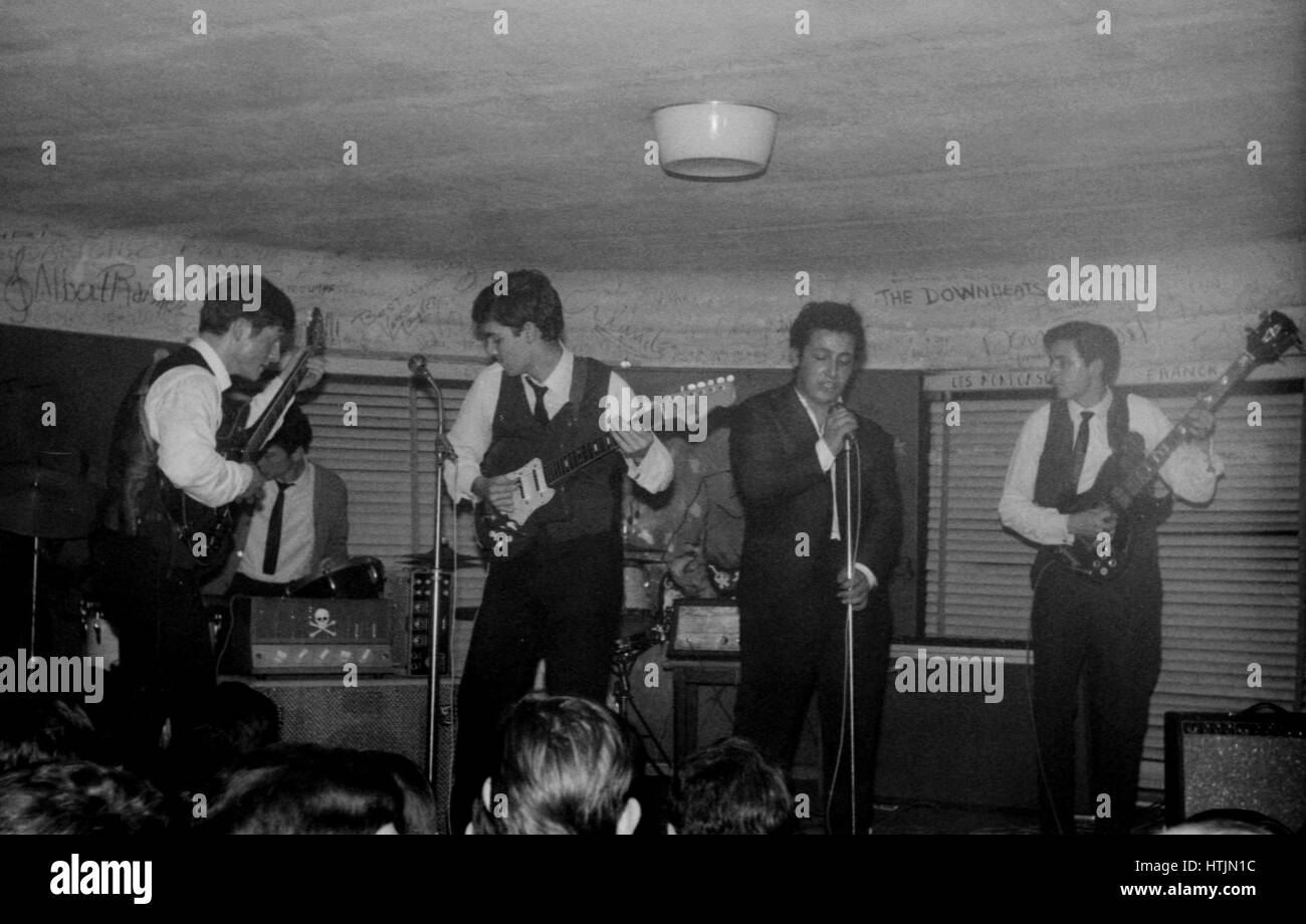 Rock Band se produiront au Golf-Drouot à Paris en 1964. Banque D'Images