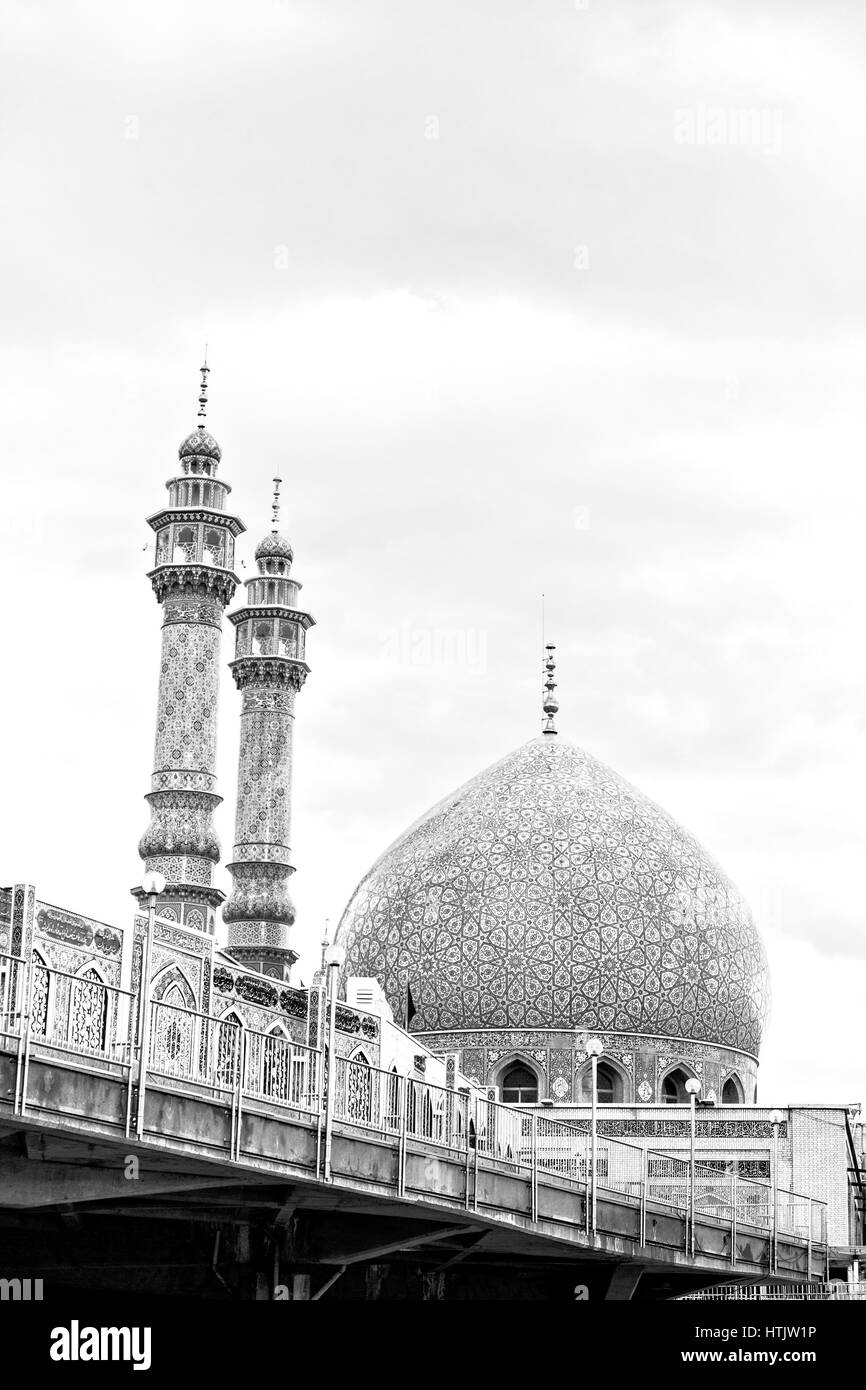 Flou dans l'Iran et l'ancienne religion mosquée architecture perse Banque D'Images