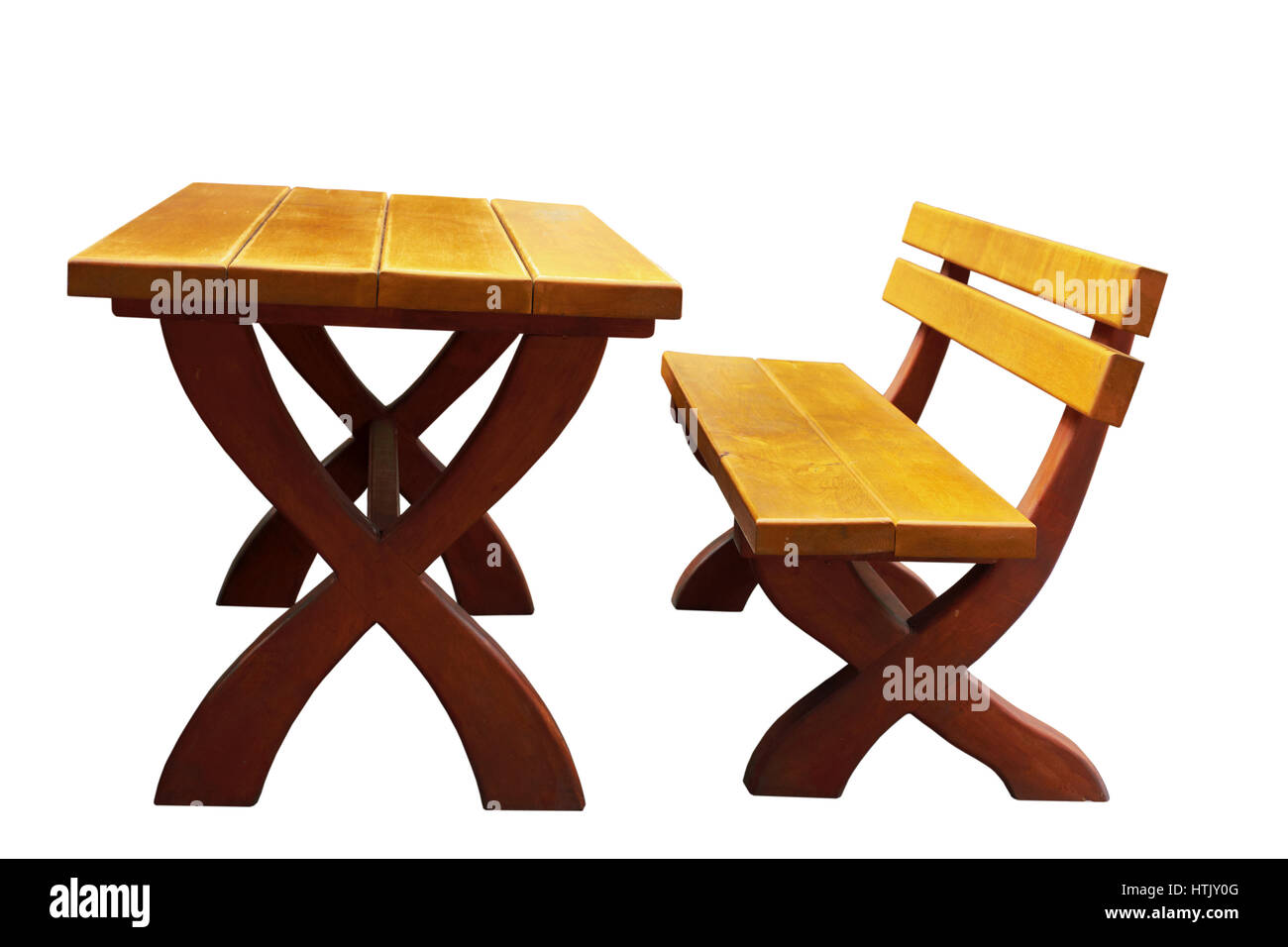 Table et banc en bois isolé sur fond blanc Banque D'Images