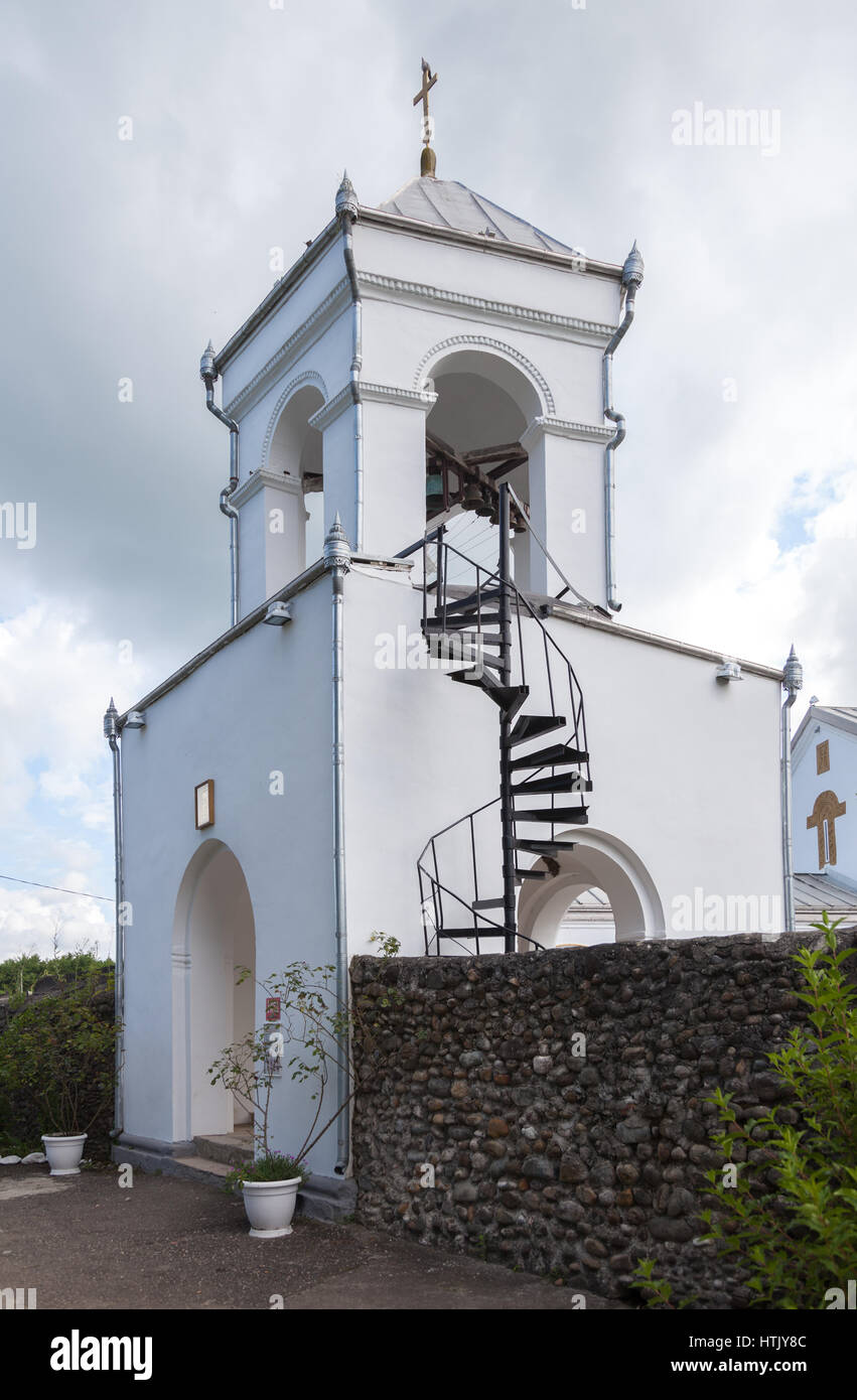 L'église de Saint Georges d'Ilori dans le district d'Otchamtchira en Abkhazie, construit au 11ème siècle Banque D'Images