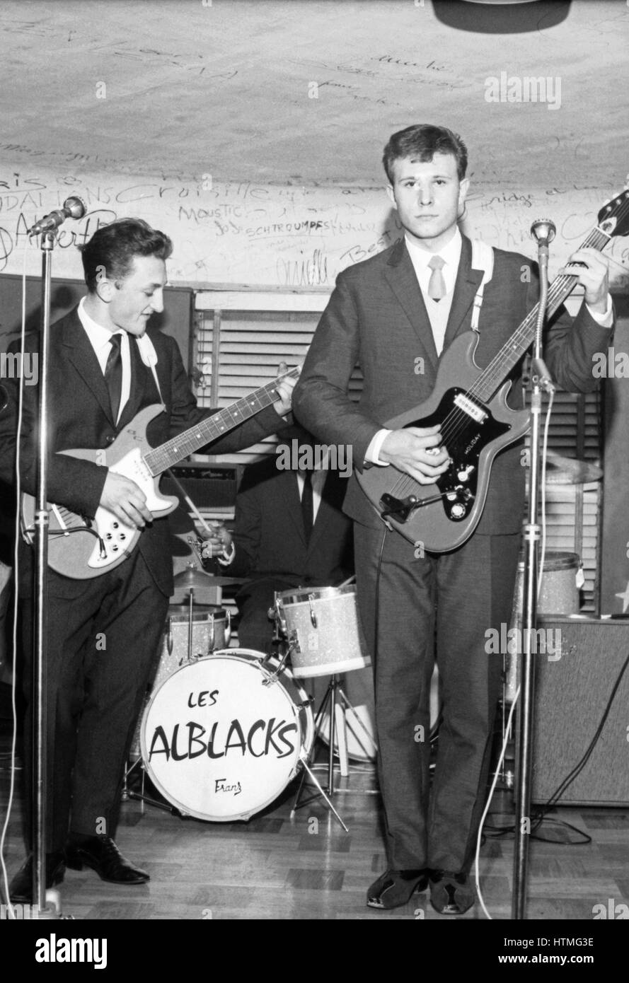 Rock Band se produiront au Golf-Drouot à Paris en 1964. Banque D'Images