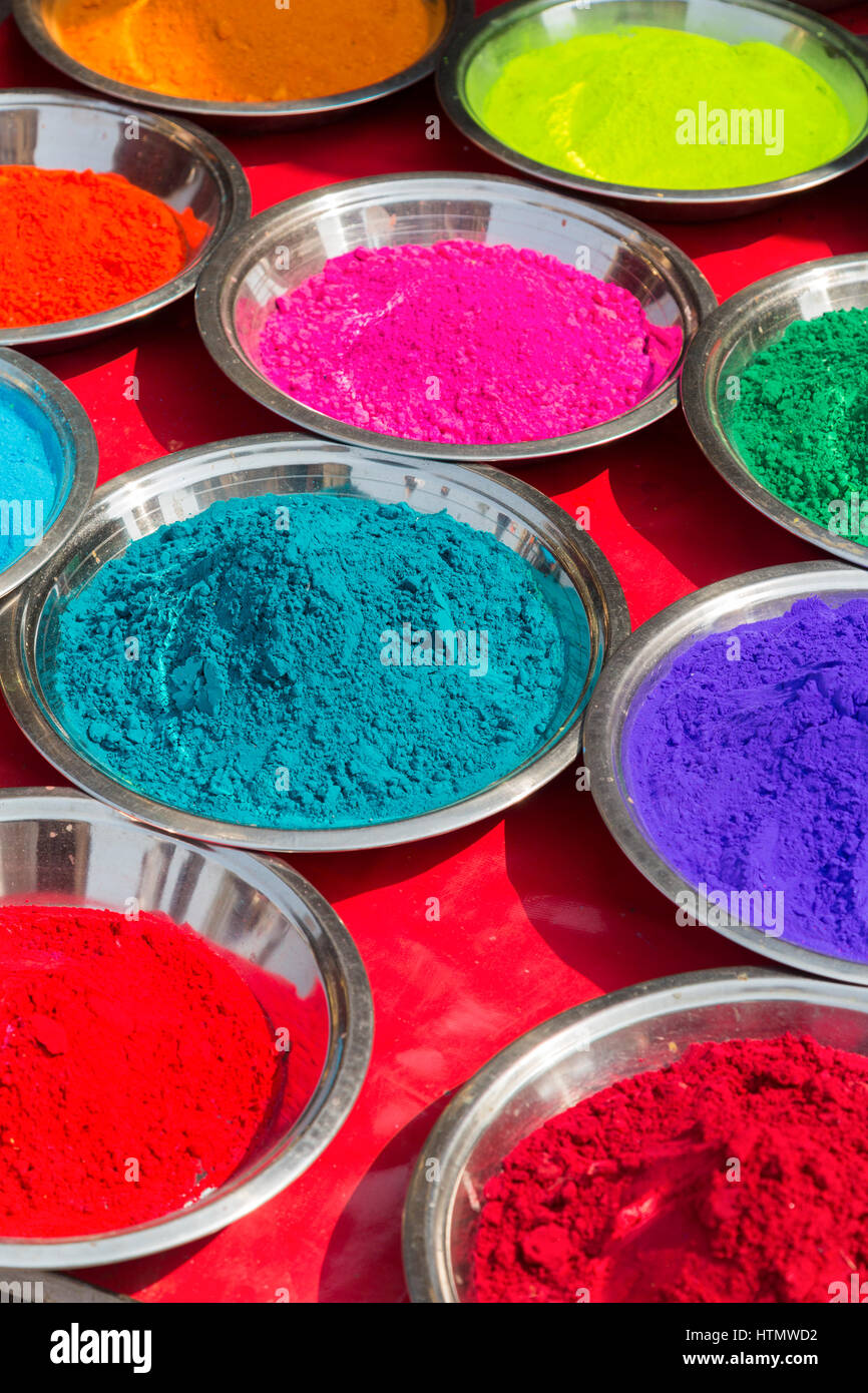 Couleurs de poudre holi Banque de photographies et d’images à haute ...