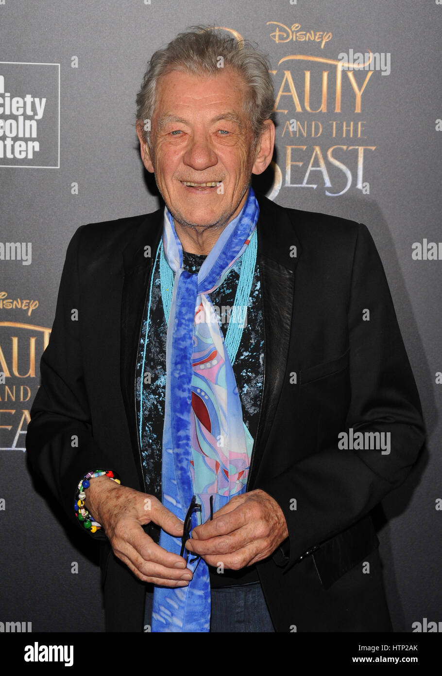 NEW YORK, NY - 13 Mars : Ian McKellen assiste à la "Belle et la bête' New York le dépistage à l'Alice Tully Hall, Lincoln Center le 13 mars 2017 dans la ville de New York.@John Palmer/Media Punch Banque D'Images
