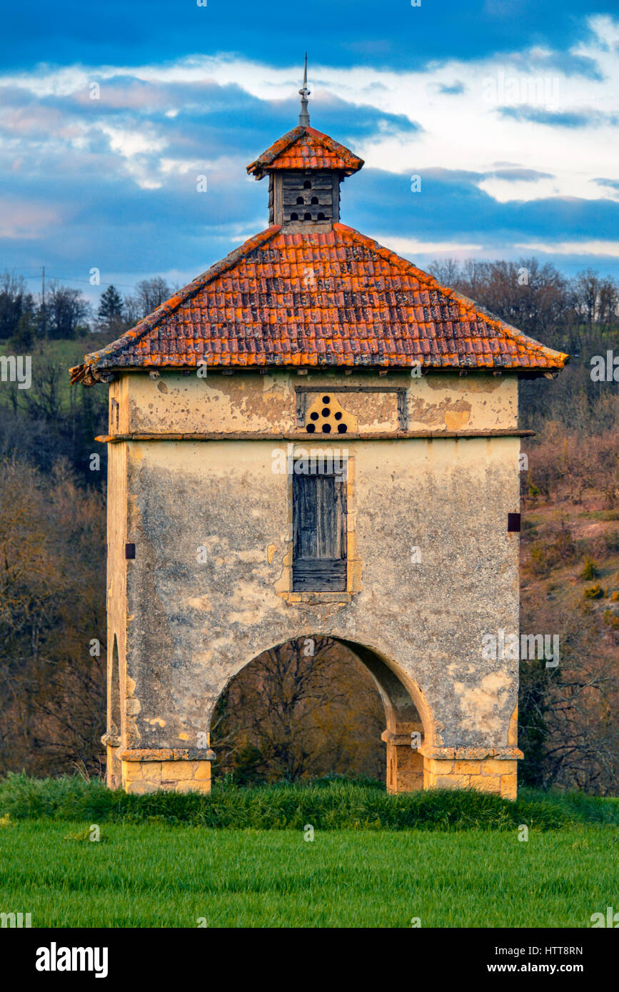 Pigeonnier de type voûté à Cazelles, dans l'Occitanie région du sud de la France. Banque D'Images