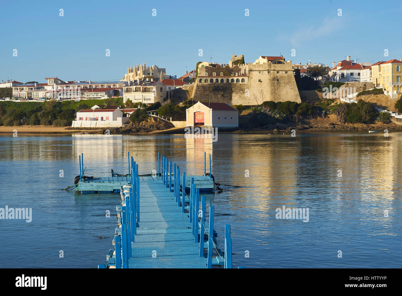 Vila nova de milfontes Banque de photographies et d'images à haute  résolution - Alamy