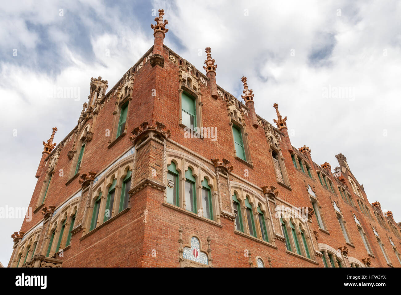 Hôpital de la Santa Creu i Sant Pau, Barcelone, Catalogne, Espagne. Par l'architecte moderniste catalan Lluís Domènech i Montaner. Banque D'Images