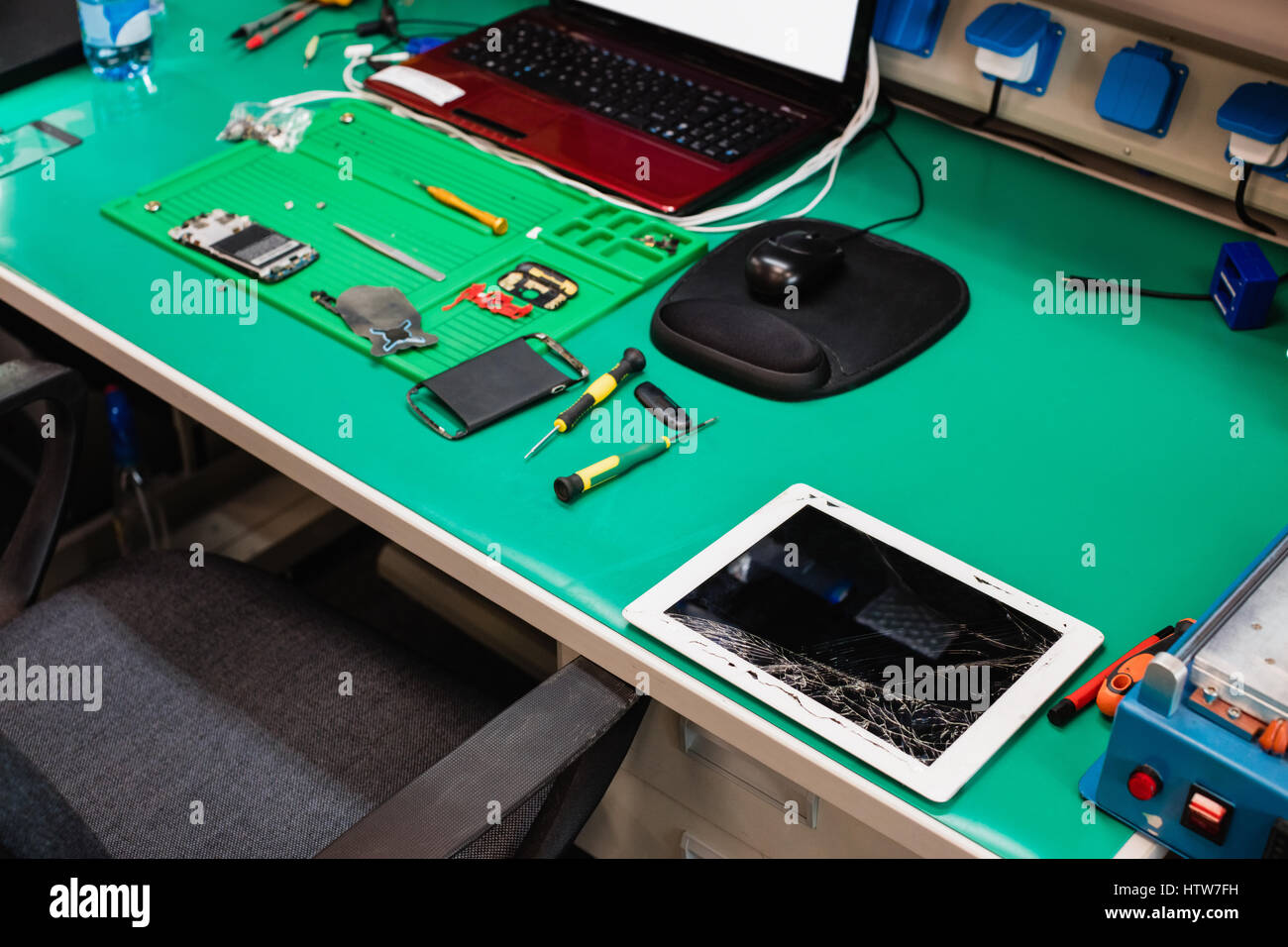 Tablette numérique nui et téléphone mobile Banque D'Images