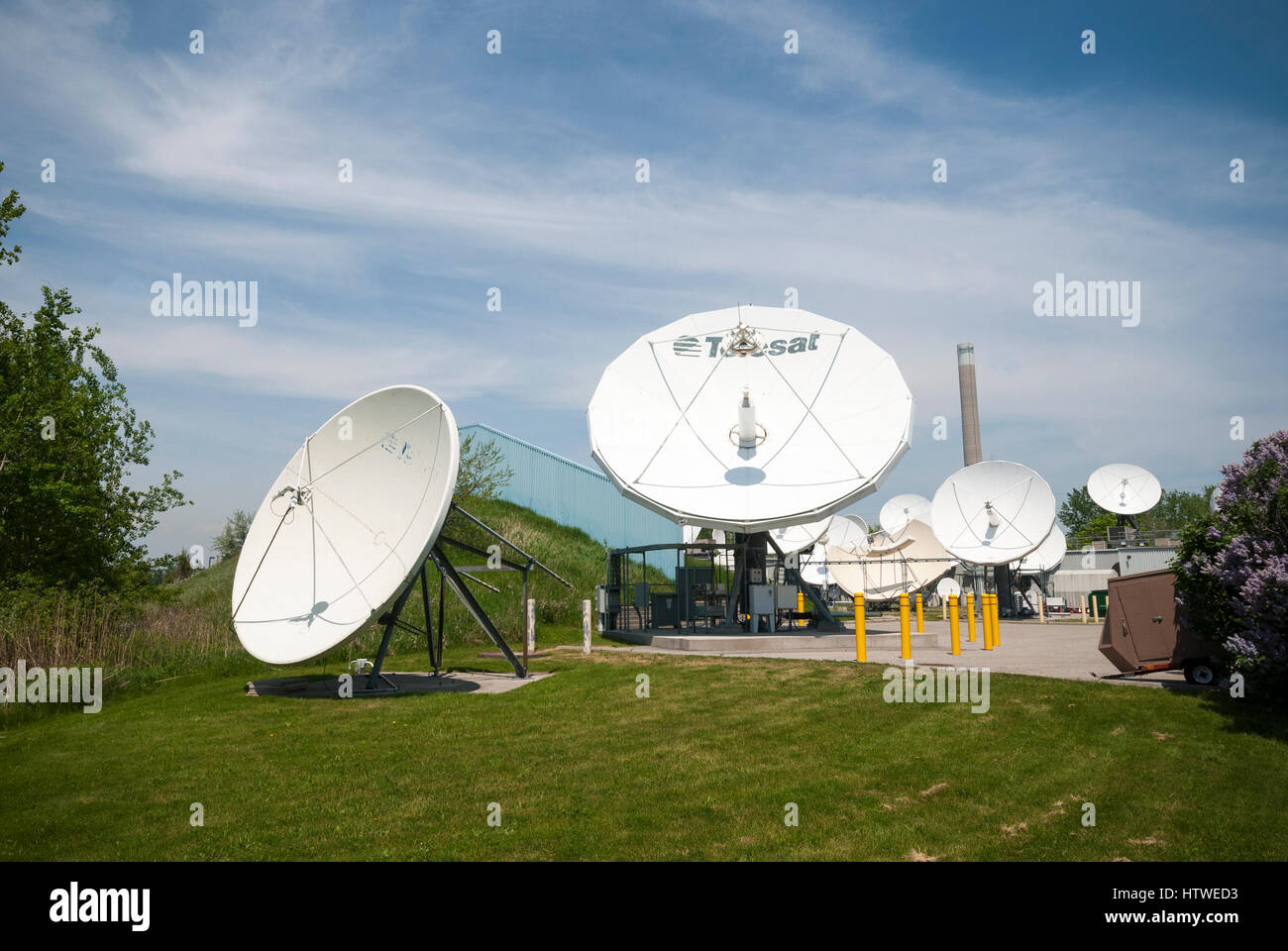 Une petite installation de communications par satellite et à Toronto (Ontario) Canada Banque D'Images