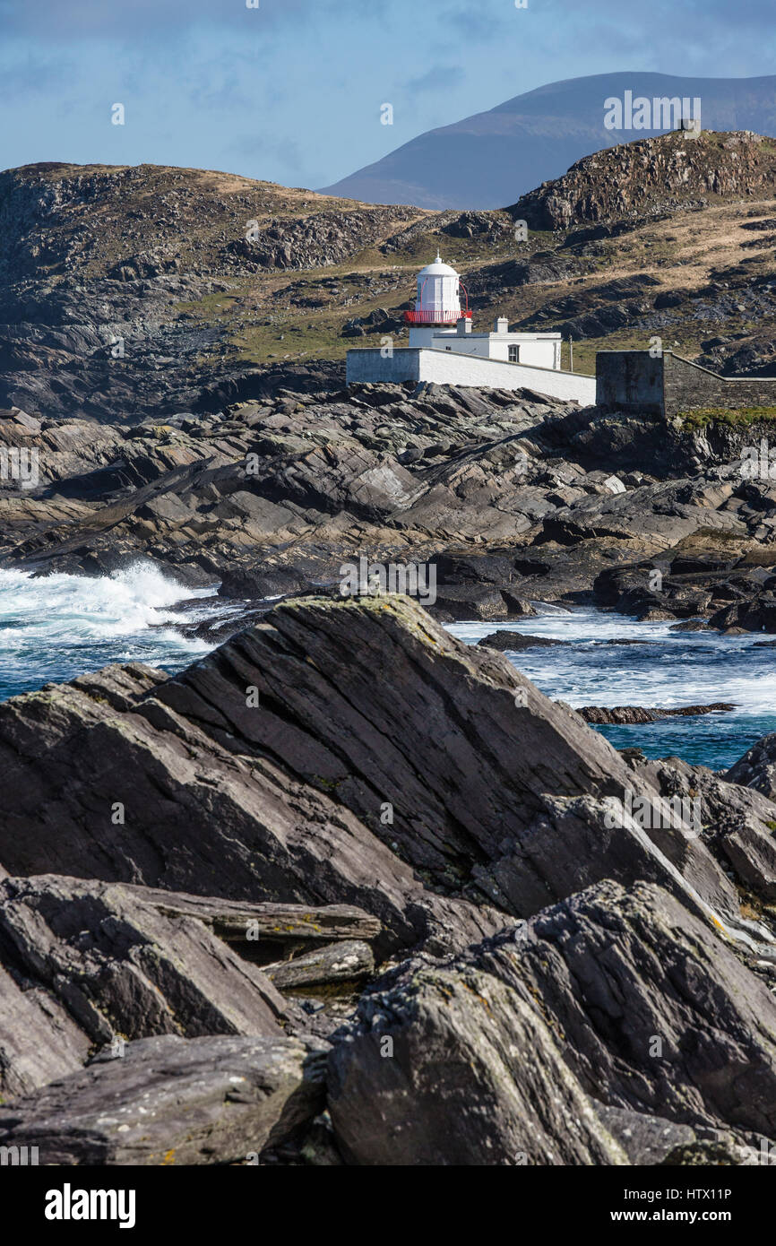 Phare de l'île de Valentia, au point sur l'île de Valentia Cromwell, comté de Kerry, Irlande. Banque D'Images