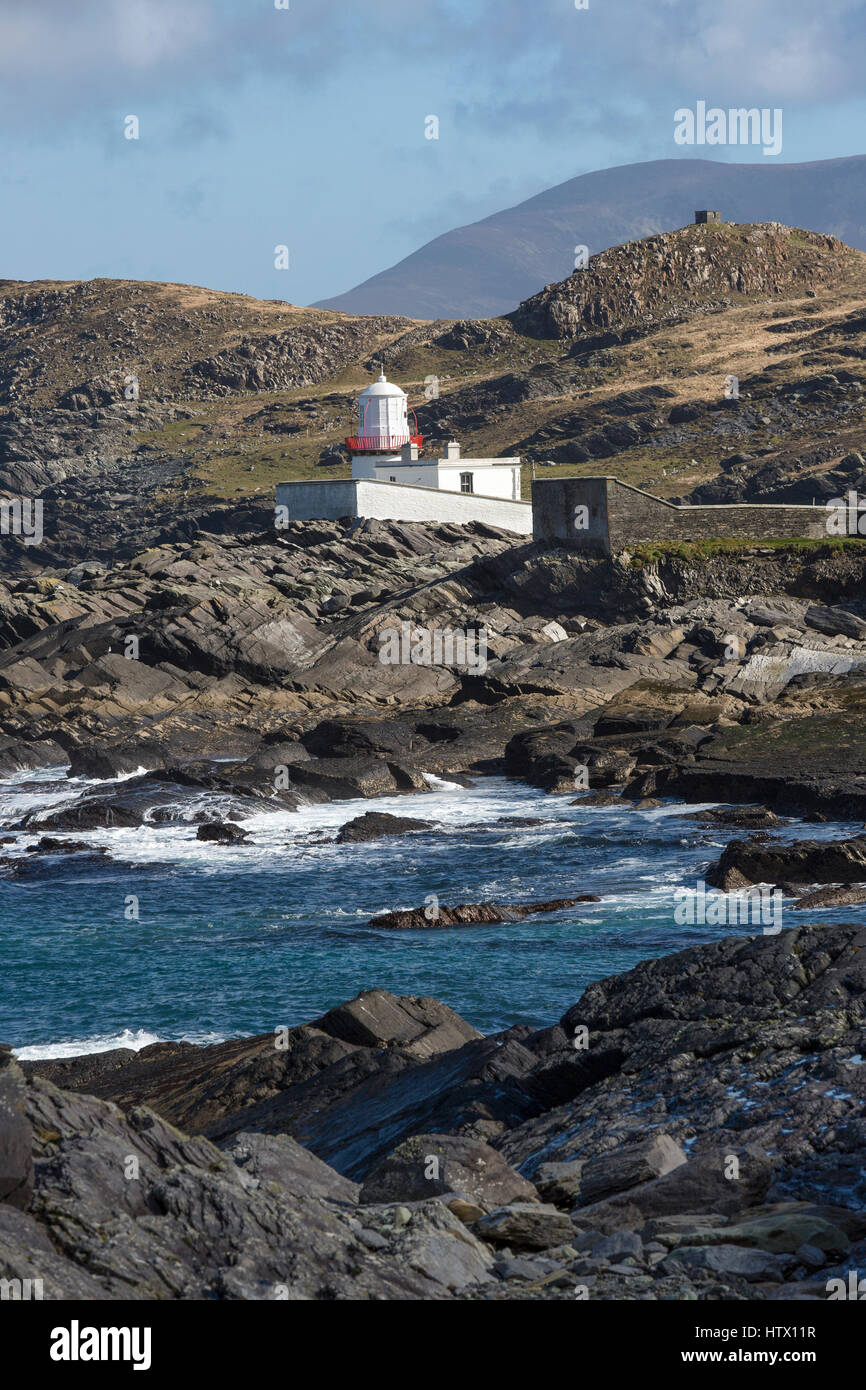 Phare de l'île de Valentia, au point sur l'île de Valentia Cromwell, comté de Kerry, Irlande. Banque D'Images
