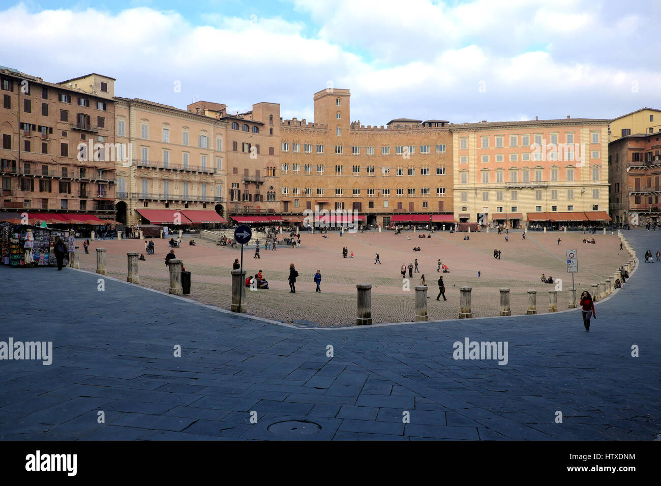 Piazza del Campo, Sienne, Toscane, Italie, Europe - espace public principal du centre historique de la vieille ville, place médiévale où Palio de Sienne est tenu Banque D'Images