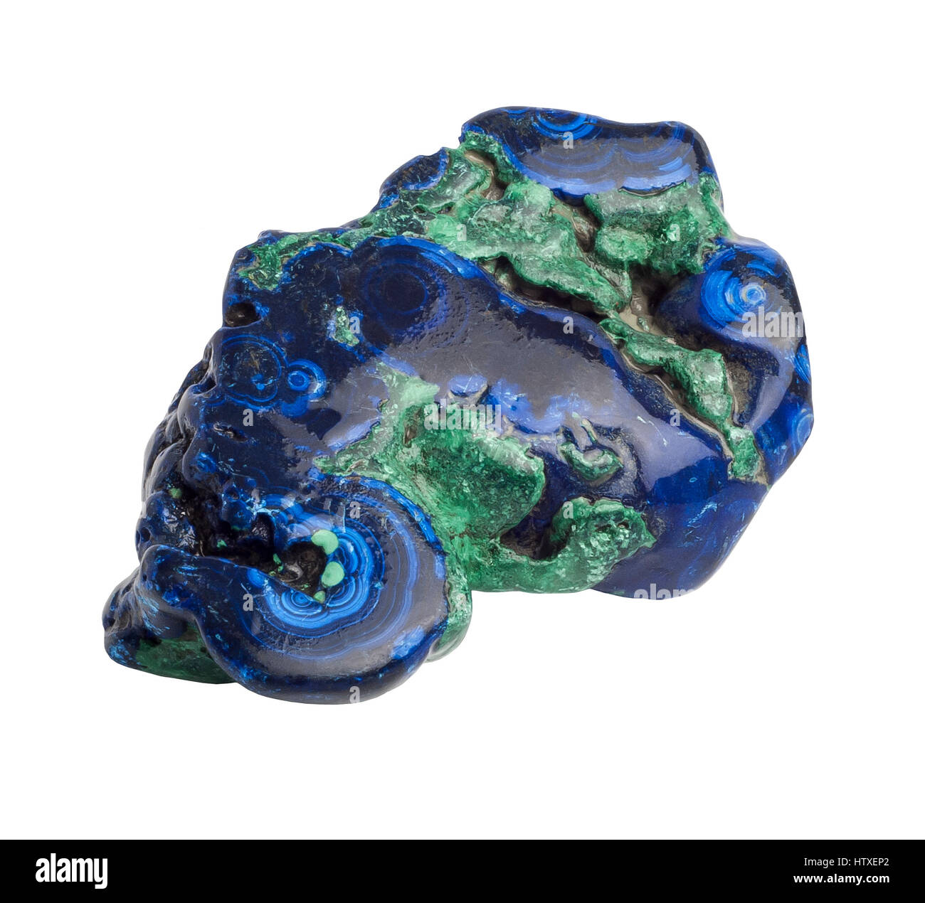 L'Azurite bleu gemstone isolé sur fond blanc Banque D'Images