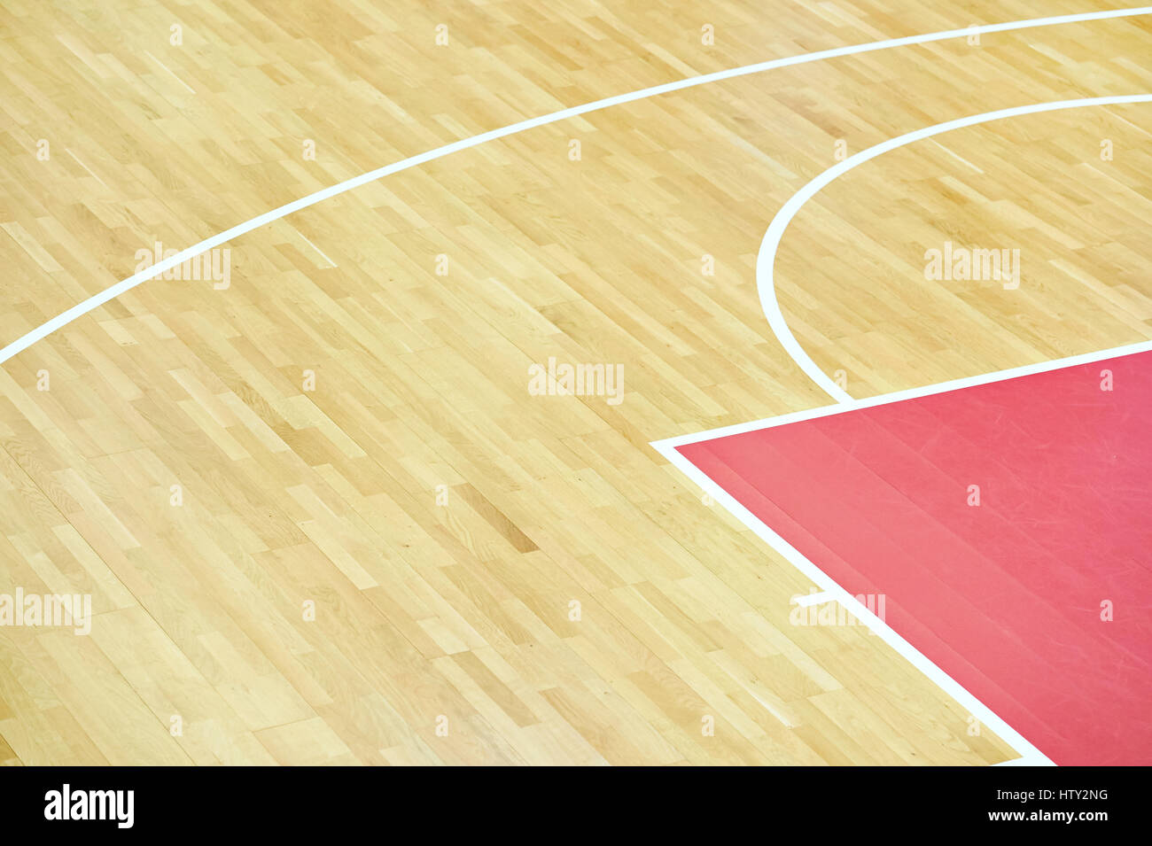 Fragment d'un couvercle en bois à l'intérieur du terrain de basket-ball Banque D'Images