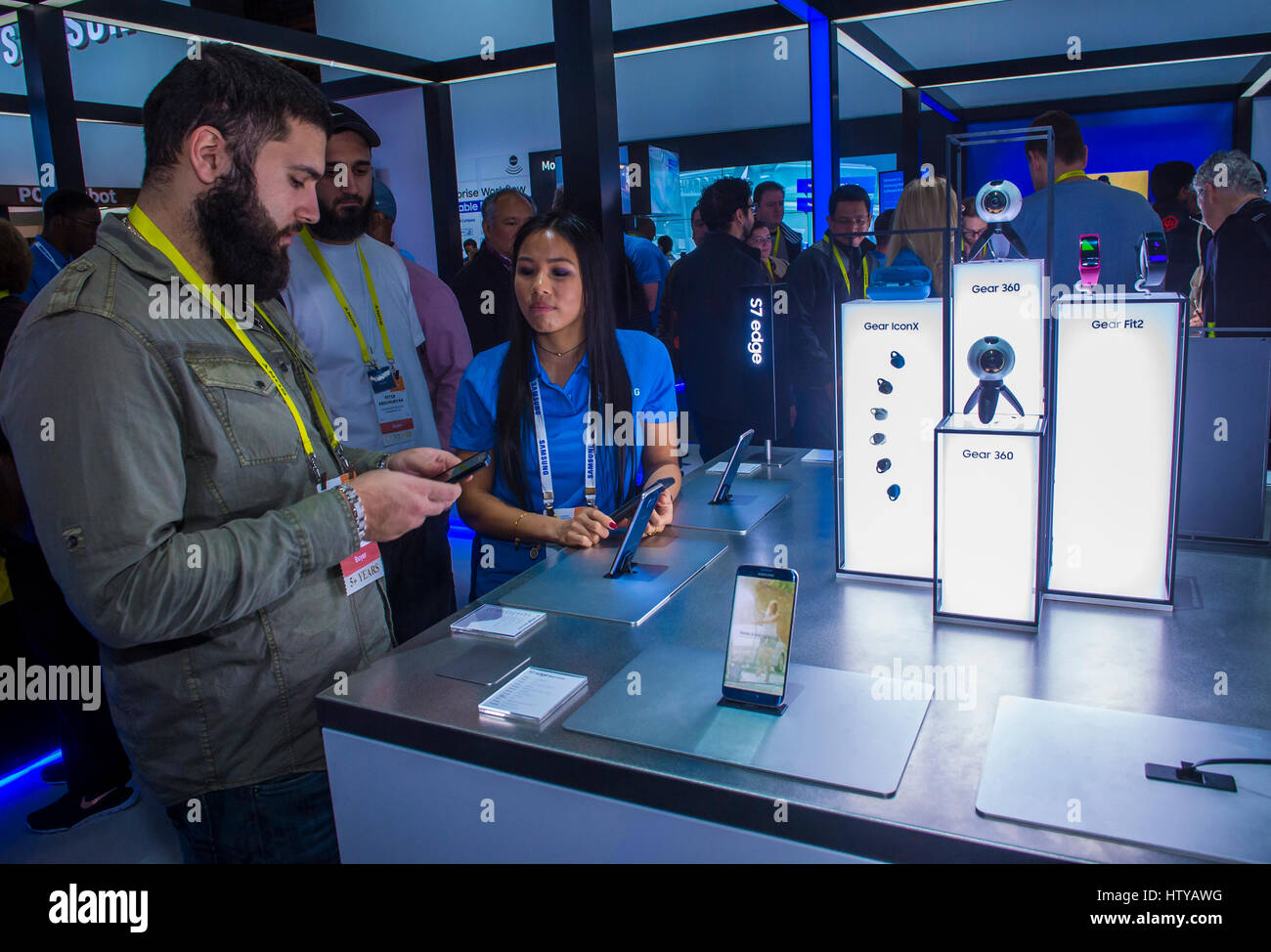 LAS VEGAS - jan 08 : Le stand Samsung au CES qui a eu lieu à Las Vegas le 08 janvier 2017 , CES est le premier consommateur mondial-electronics show. Banque D'Images