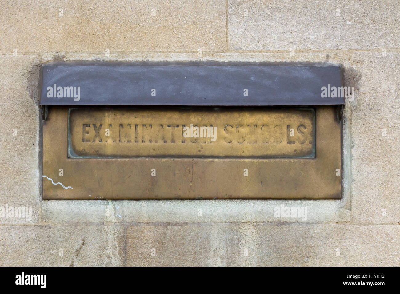 Les écoles examen Oxford boîte aux lettres. Oxford, Angleterre Banque D'Images