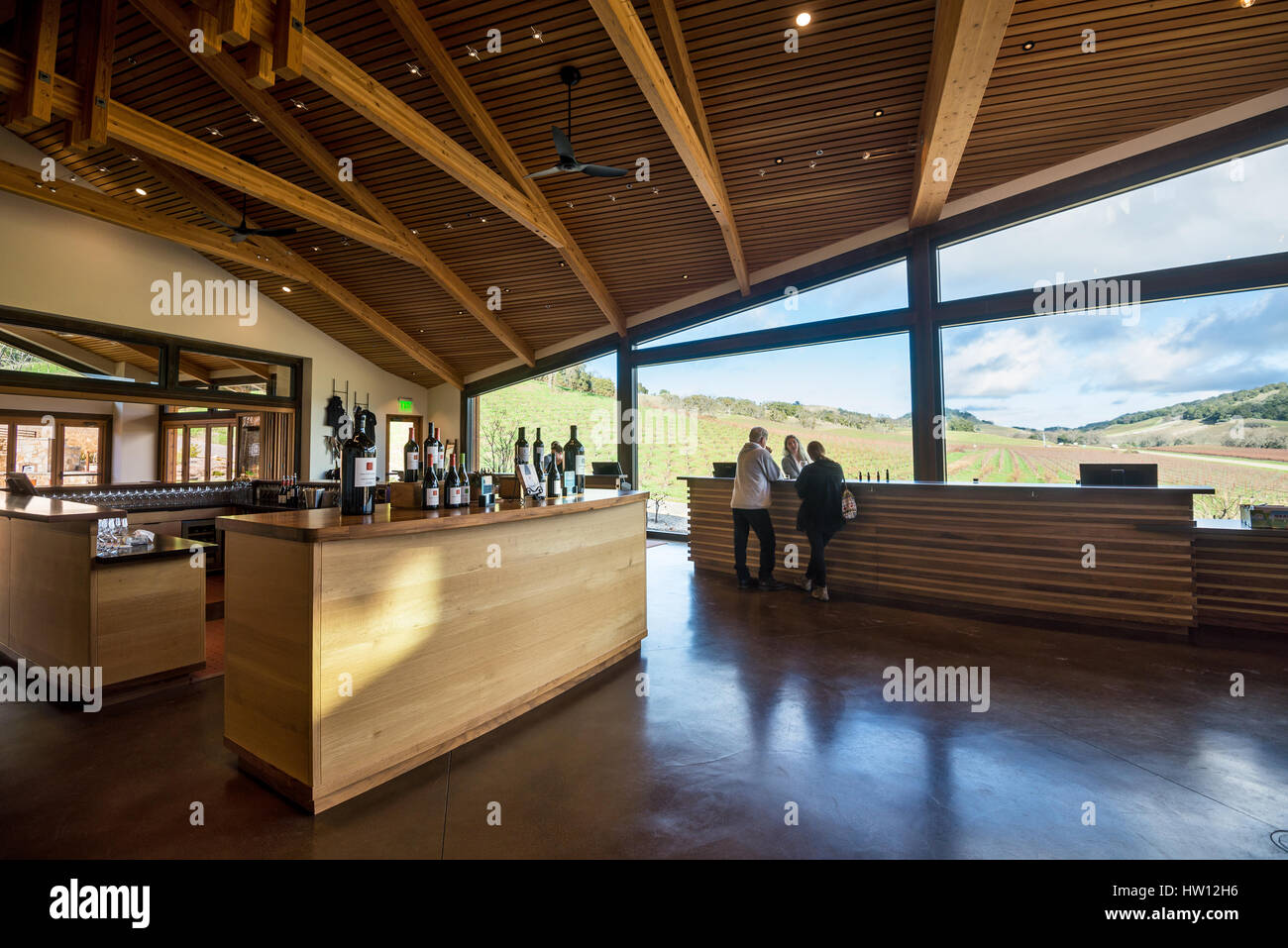 Petit Ranch Winery situé à Paso Robles, en Californie, connu pour sa grande salle de dégustation pour la dégustation du vin. Banque D'Images
