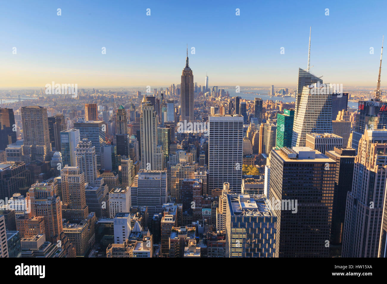 USA, New York, Manhattan, l'Observatoire Top of the Rock, Midtown Manhattan et Empire State Building Banque D'Images