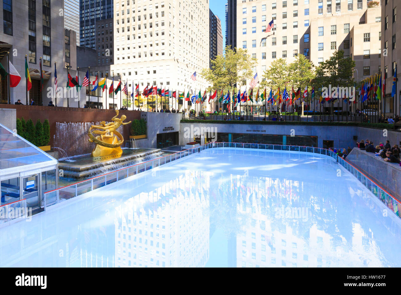 USA, New York, New York, Manhattan, Rockefeller Center, patinoire Banque D'Images