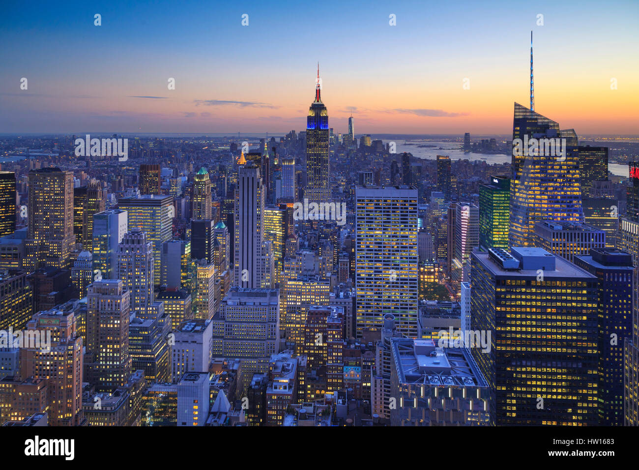 USA, New York, Manhattan, l'Observatoire Top of the Rock, Midtown Manhattan et Empire State Building Banque D'Images