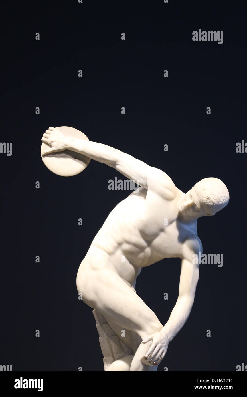 Statue grecque, discus lanceur (discobole lancellotti). Le Museumin Romain National bâtiments séparés dans toute la ville de Rome, Italie. Banque D'Images