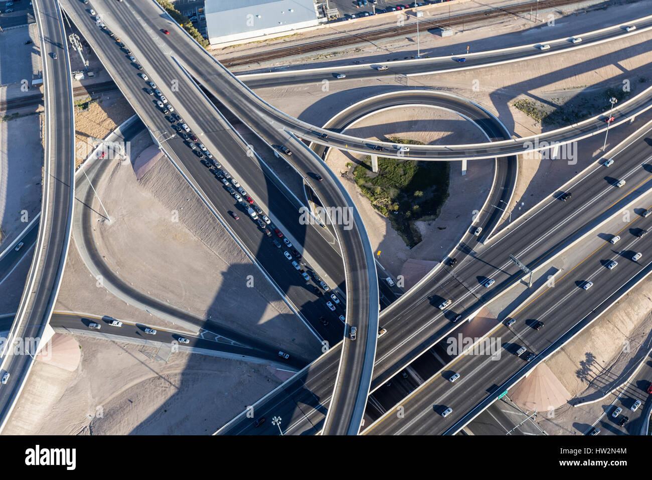 Vue aérienne du centre-ville de Las Vegas interstate 15 échangeur autoroutier connu localement sous le bol de spaghetti. Banque D'Images