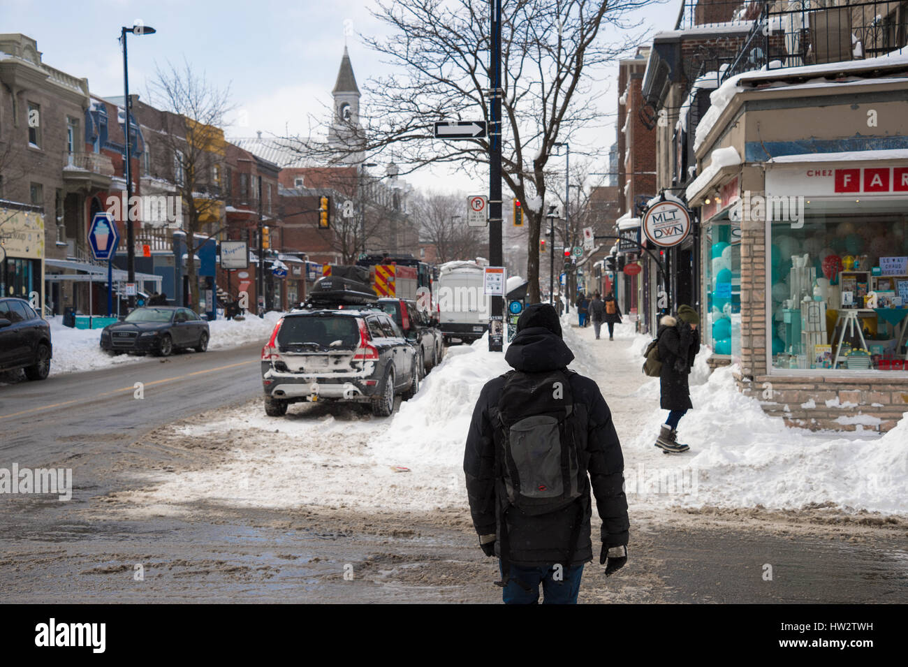 Montréal, Canada - 16 mars 2017 : tempête de neige après l'avenue Mont-Royal Banque D'Images