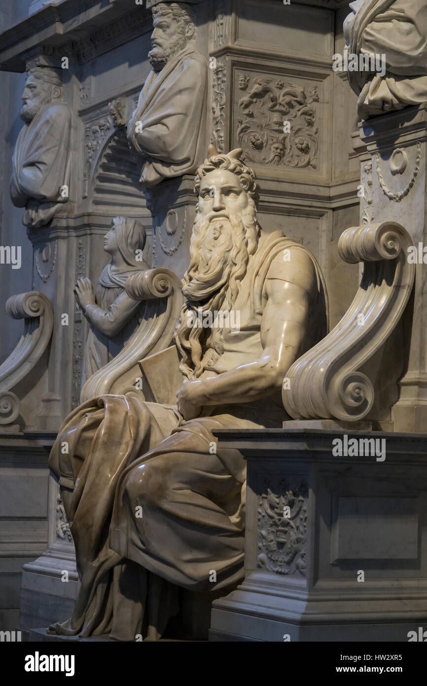 Le Moïse (1513-1515) de Michelangelo Buonarroti (1475-1564) à l'église de San Pietro in Vincoli, Rome, Italie. Banque D'Images