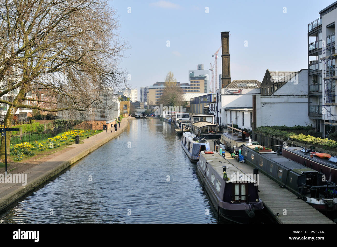Le Regent's Canal, Londres UK à l'Est, près de Islington Banque D'Images
