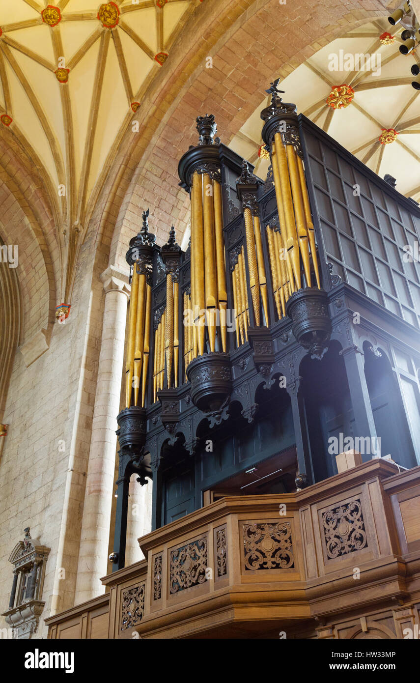 L'Abbaye de Tewkesbury - Milton orgue construit au 17ème siècle, Tewkesbury, Gloucestershire England UK Banque D'Images