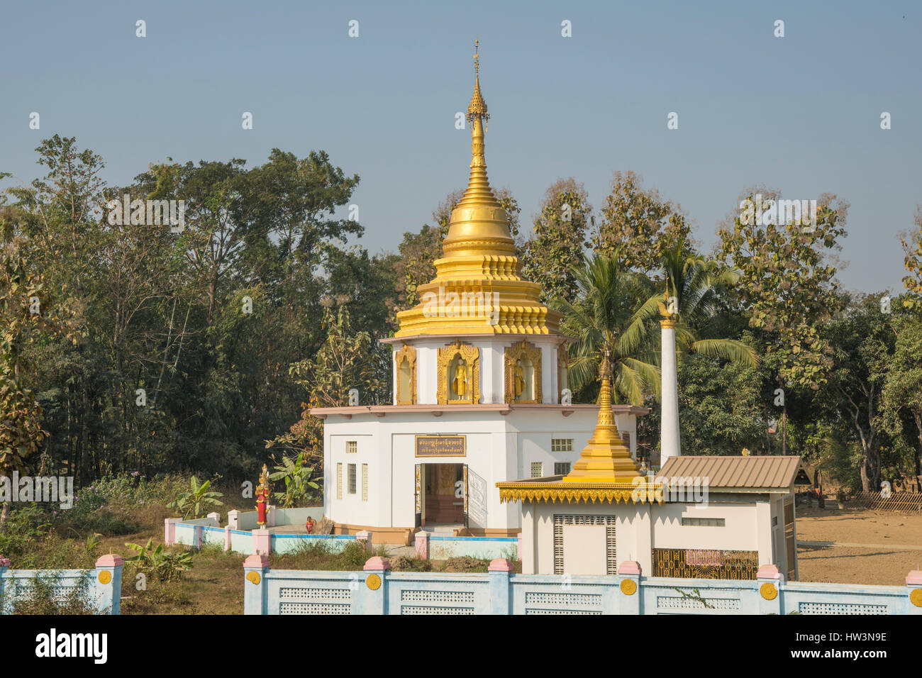 Temple de Shwe Kyin, Myanmar Banque D'Images