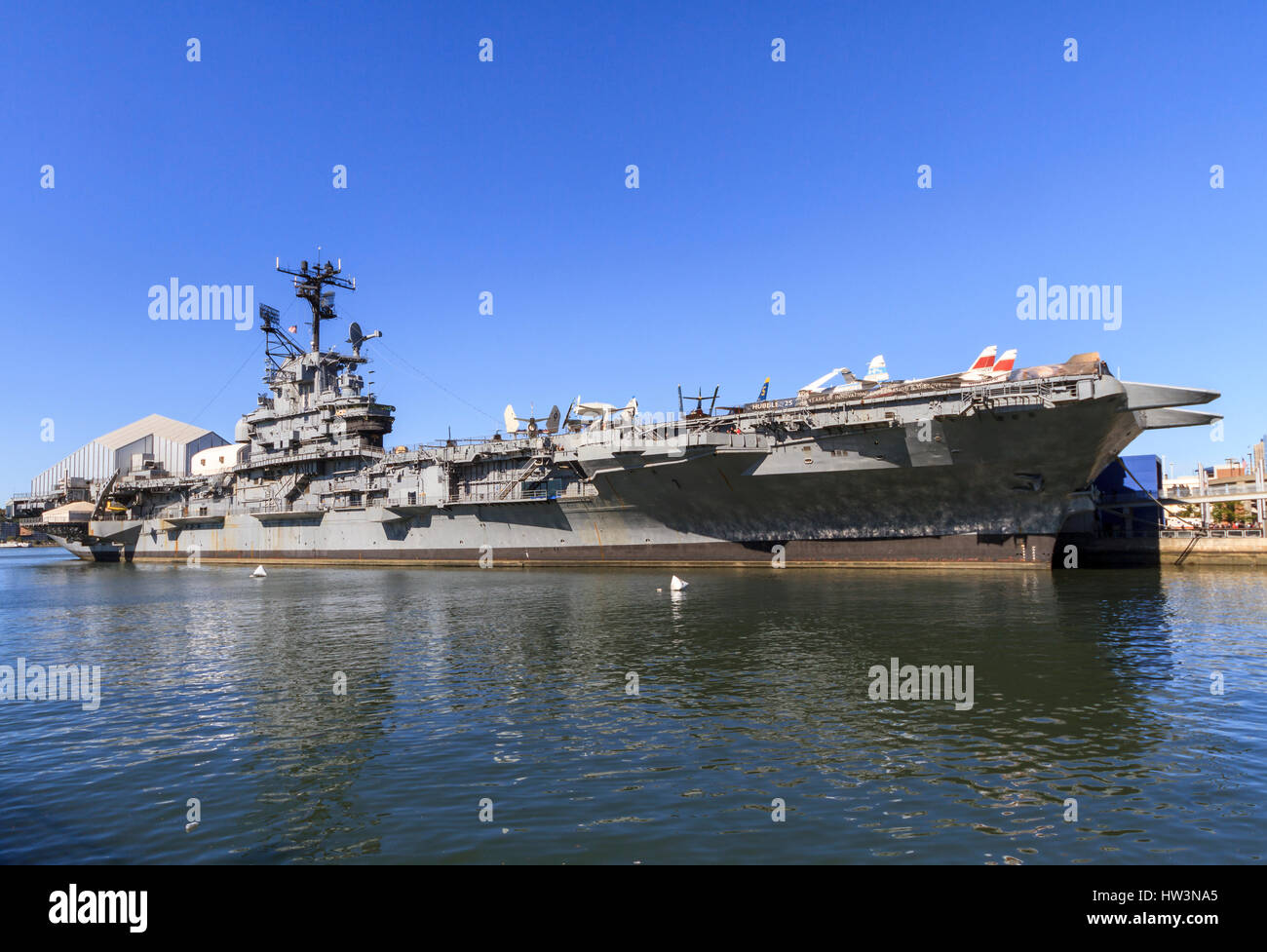 Porte-Avions Uss Intrepid, Sea-Air-Space Museum, Pier 86, Hudson River, New York City, New York, États-Unis Banque D'Images