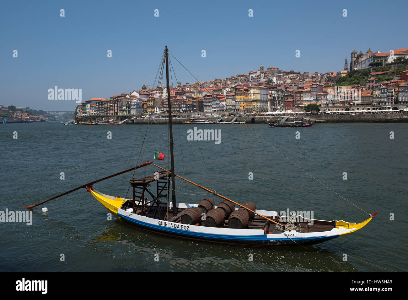 Vue panoramique sur le fleuve Douro, Porto, Portugal Ribeira Banque D'Images