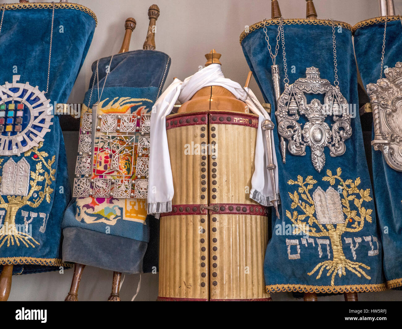 L'intérieur de la Synagogue la Torah Torah Ark à l'Hebrew Congregation de Saint Thomas (Charlotte Amalie, îles Vierges britanniques) Banque D'Images